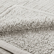 Throws - TC Cardiff Throw - R&R Furniture Gallery (Fountain Valley, CA)