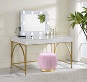 Avery - Accent Mirror - White - R&R Furniture Gallery (Fountain Valley, CA)