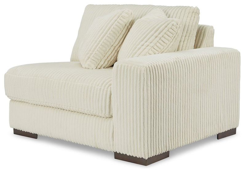 Lindyn - Sectional - R&R Furniture Gallery (Fountain Valley, CA)