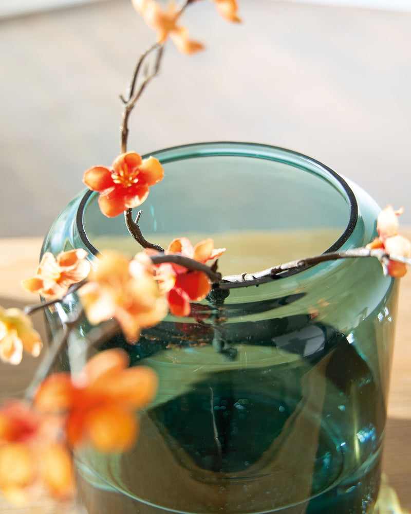 Inisland - Vase - R&R Furniture Gallery (Fountain Valley, CA)