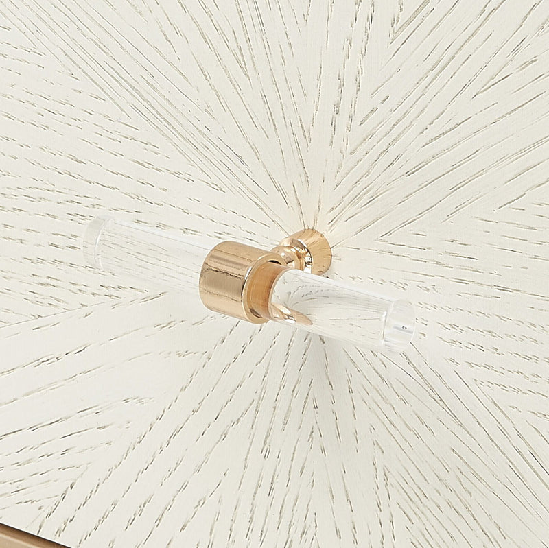 La Rachelle - 5-Drawer Chest - Champagne - R&R Furniture Gallery (Fountain Valley, CA)