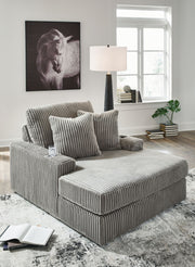 Lindyn - Chaise - R&R Furniture Gallery (Fountain Valley, CA)