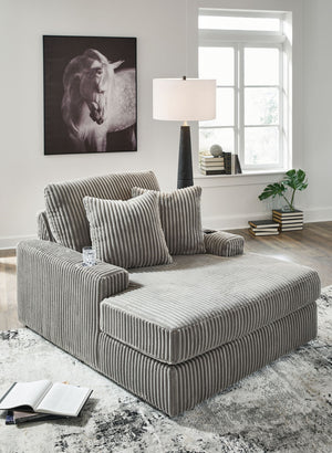Lindyn - Chaise - R&R Furniture Gallery (Fountain Valley, CA)