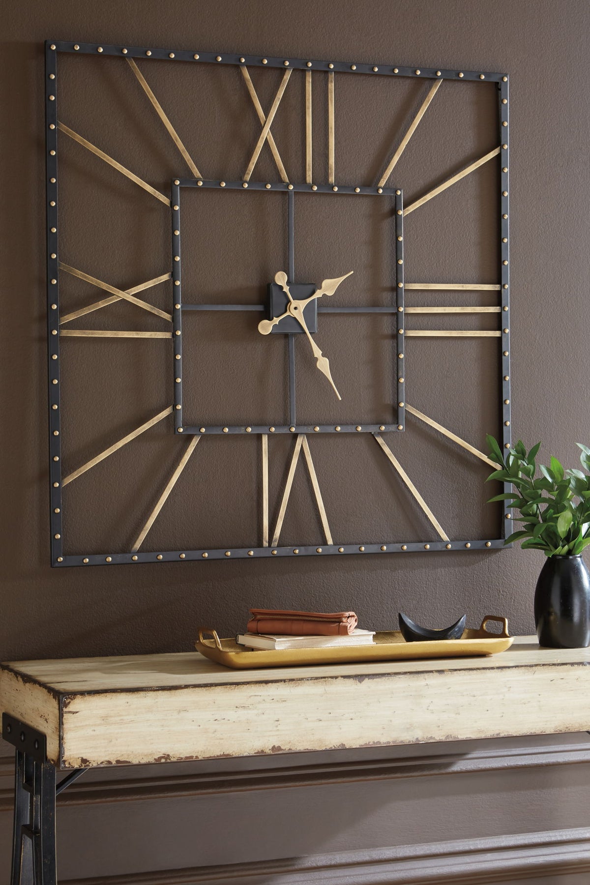 Thames - Wall Clock - Black / Gold Finish - R&R Furniture Gallery (Fountain Valley, CA)