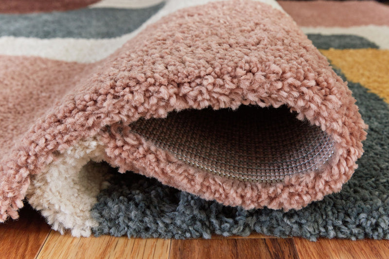 Flynnwick - Rug - R&R Furniture Gallery (Fountain Valley, CA)