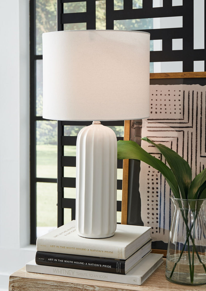 Clarkland - Ceramic Table Lamp (Set of 2) - White - R&R Furniture Gallery (Fountain Valley, CA)