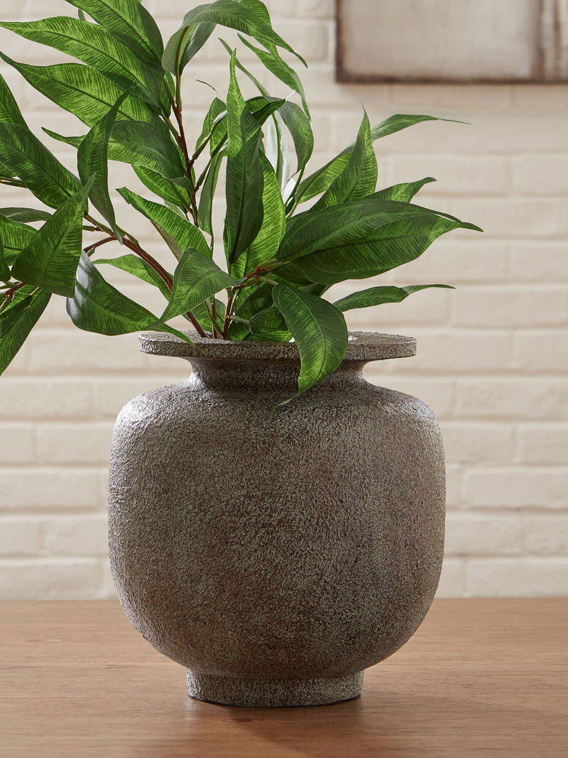 Jedwick - Vase - R&R Furniture Gallery (Fountain Valley, CA)