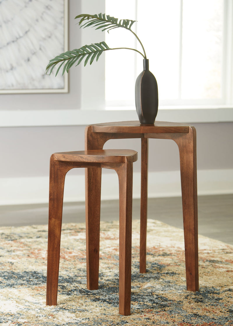 Brynnleigh - Accent Table Set (Set of 2) - Medium Brown - R&R Furniture Gallery (Fountain Valley, CA)