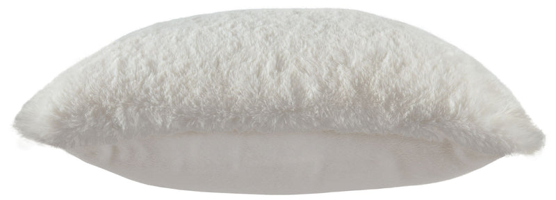 Gariland - Faux Fur Pillow - R&R Furniture Gallery (Fountain Valley, CA)