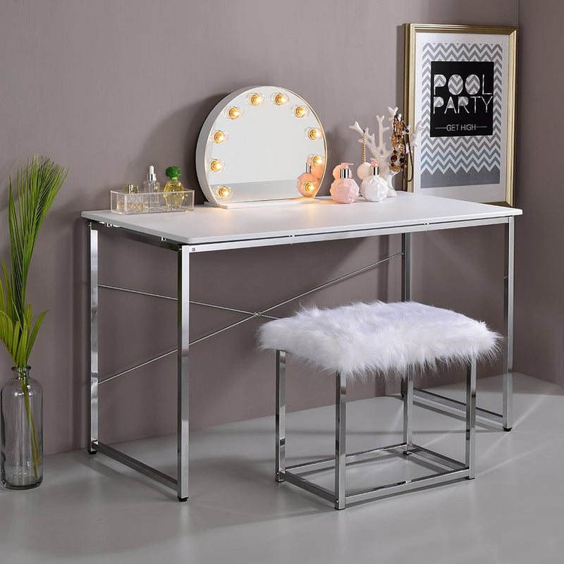 Tennos - Writing Desk - R&R Furniture Gallery (Fountain Valley, CA)