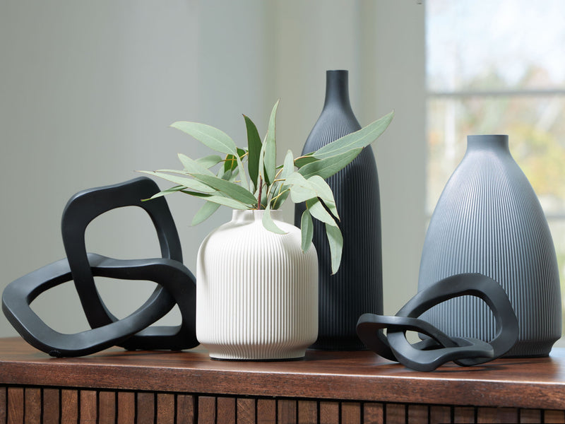 Leithick - Accessory Set (Set of 5) - Black / Tan / Gray - R&R Furniture Gallery (Fountain Valley, CA)