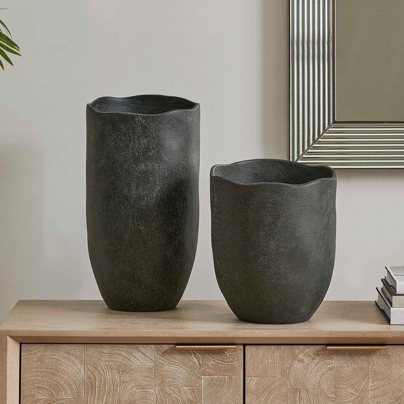 Komorebi - Indoor-Outdoor Vases (Set of 2) - Black