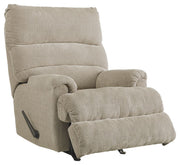 Man Fort - Rocker Recliner - R&R Furniture Gallery (Fountain Valley, CA)