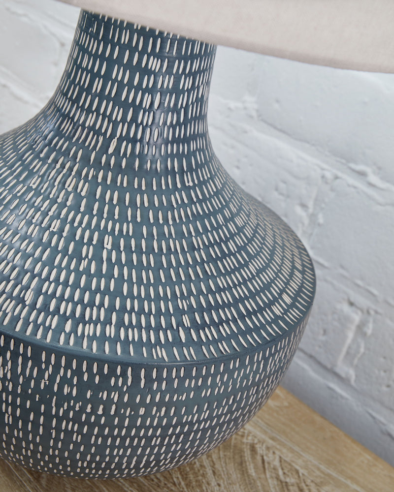 Schylarmont - Metal Table Lamp - Antique Gray / White - R&R Furniture Gallery (Fountain Valley, CA)