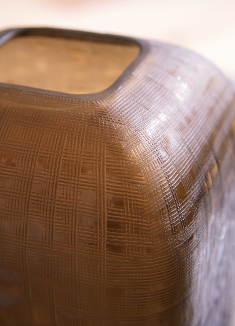 Capard - Vase - R&R Furniture Gallery (Fountain Valley, CA)