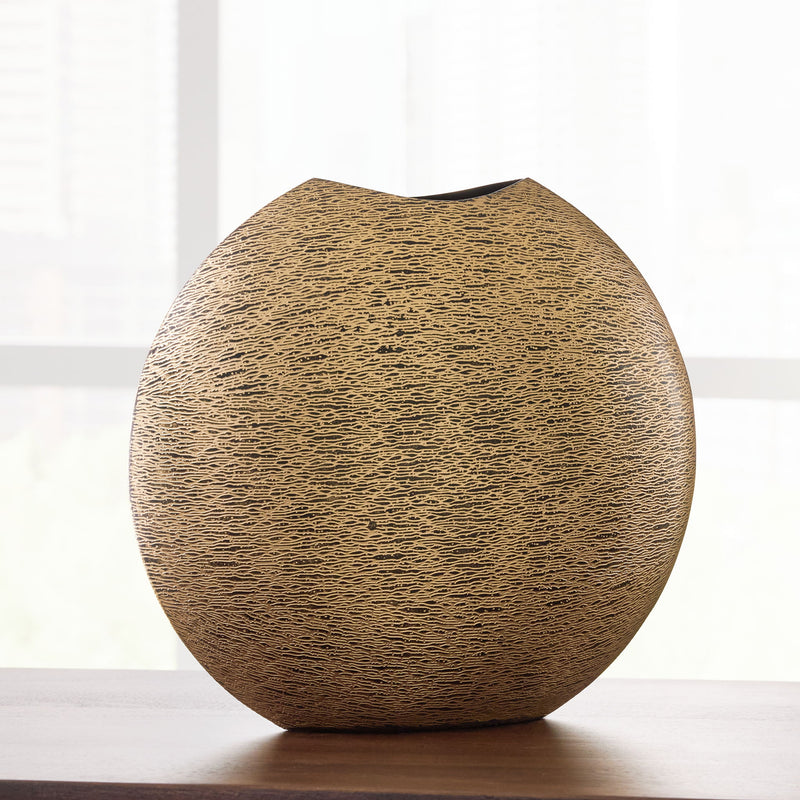 Iansboro - Vase - R&R Furniture Gallery (Fountain Valley, CA)