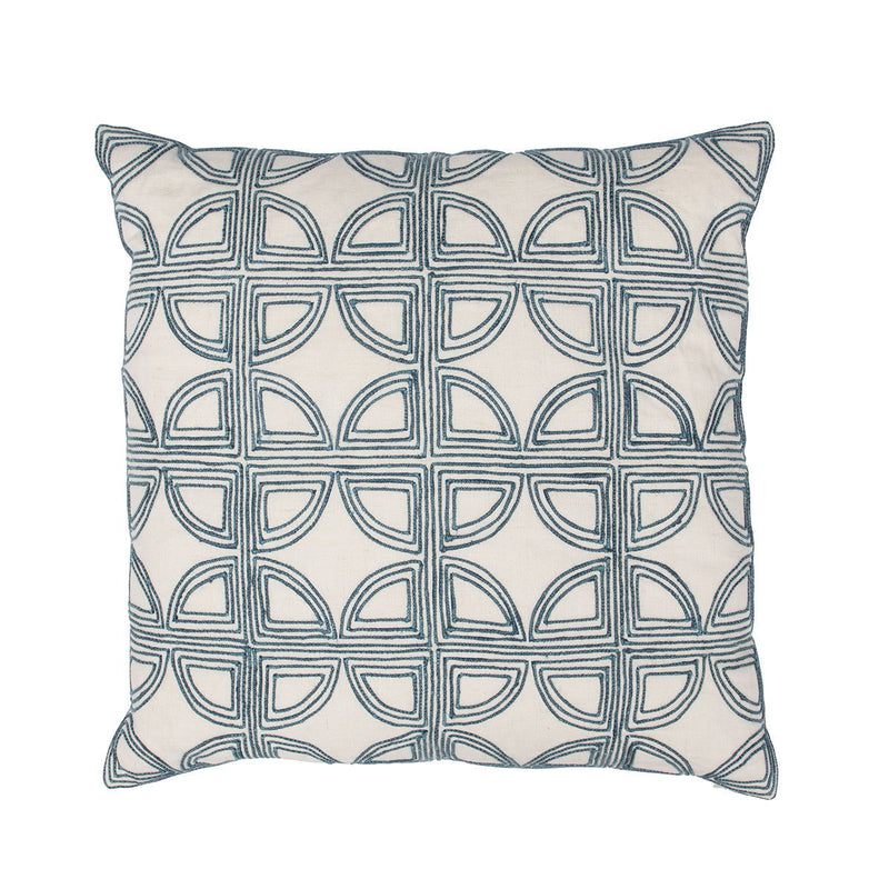 Villa Classics - Elea 22" x 22" Pillow - R&R Furniture Gallery (Fountain Valley, CA)