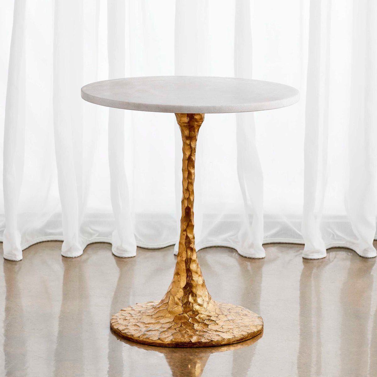 Chiseled - Side Table - Gold / White