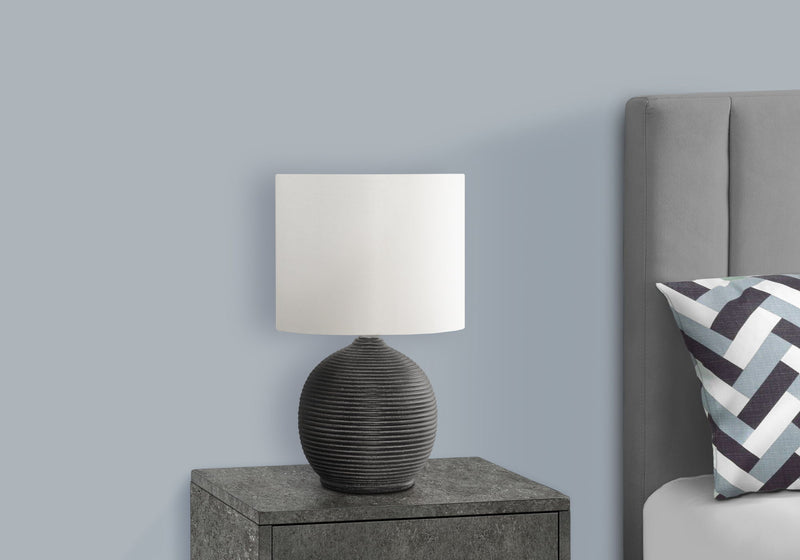 Lighting, Resin, Contemporary - Black - R&R Furniture Gallery (Fountain Valley, CA)