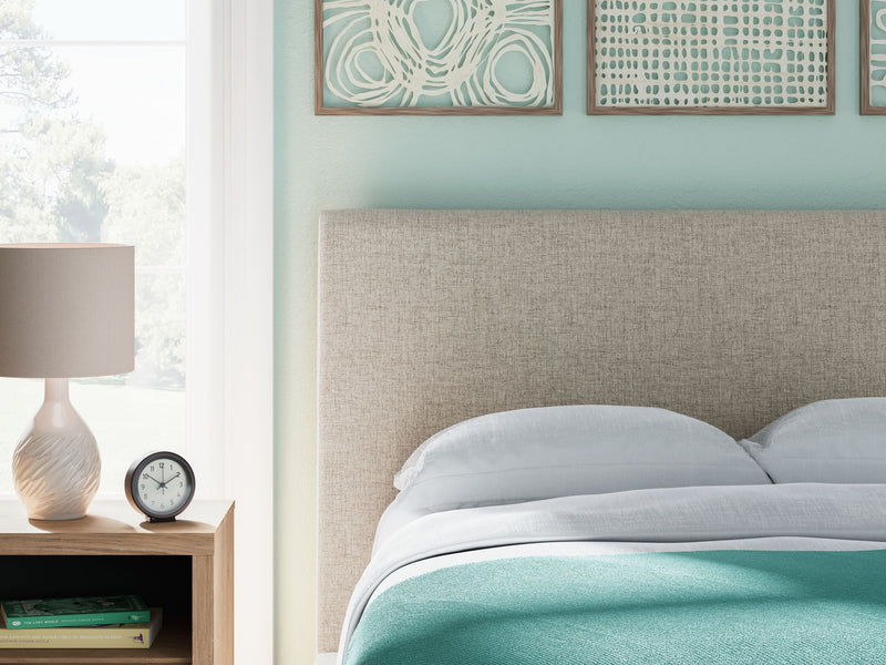 Cielden - Upholstered Bed With Roll Slats - R&R Furniture Gallery (Fountain Valley, CA)