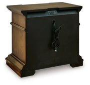 Frantanna - Three Drawer Night Stand - Brown - R&R Furniture Gallery (Fountain Valley, CA)
