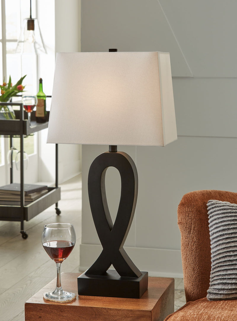 Markellton - Poly Table Lamp (Set of 2) - Black - R&R Furniture Gallery (Fountain Valley, CA)