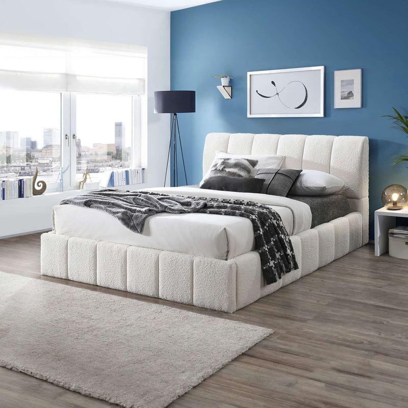 Hilar - Elegant Design Platform Bed - R&R Furniture Gallery (Fountain Valley, CA)