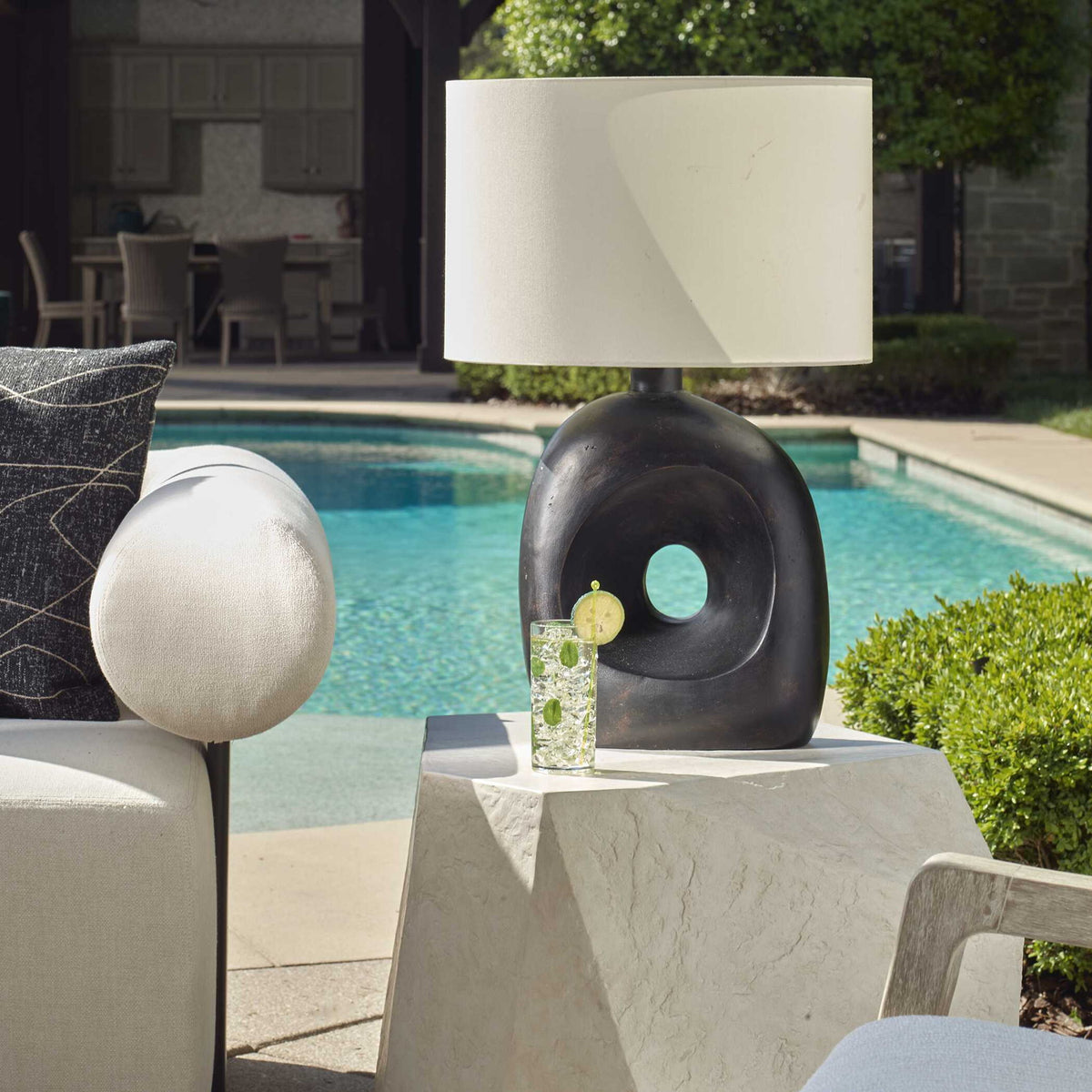 Peephole - Outdoor Bronze Table Lamp - Black