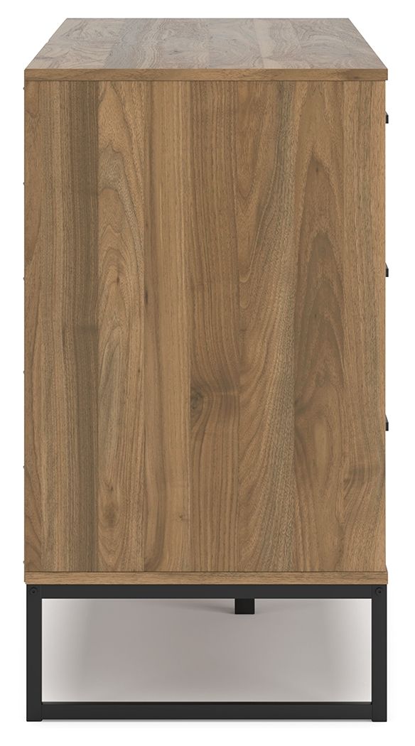Deanlow - Six Drawer Dresser - Honey - R&R Furniture Gallery (Fountain Valley, CA)