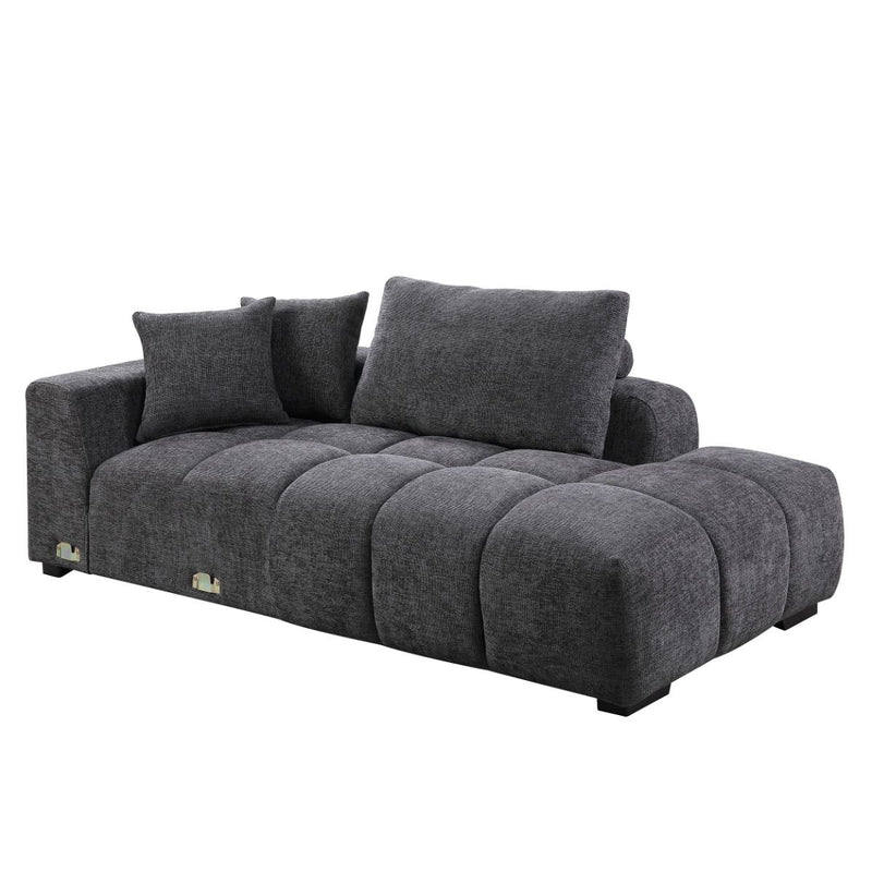 Chosen - Sectional Sofa With 3 Pillows - R&R Furniture Gallery (Fountain Valley, CA)