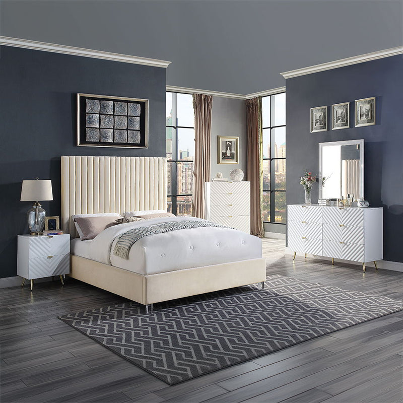 Gaines - 55" Dresser - White High Gloss - R&R Furniture Gallery (Fountain Valley, CA)