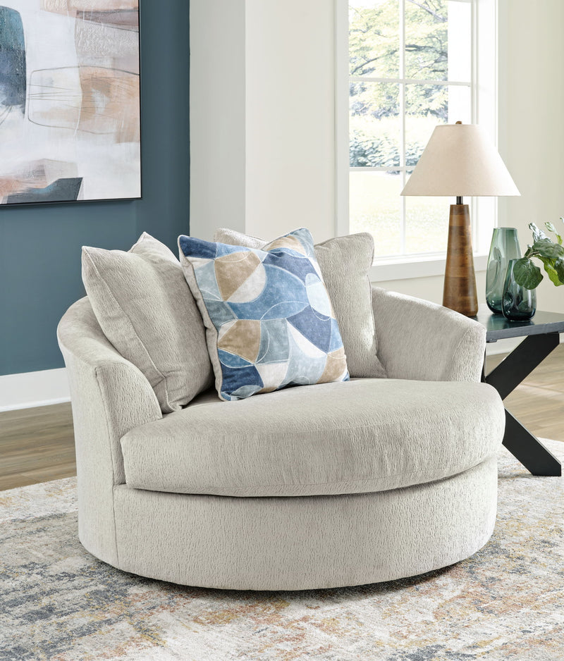 Maxon Place - Oversized Swivel Accent Chair - R&R Furniture Gallery (Fountain Valley, CA)