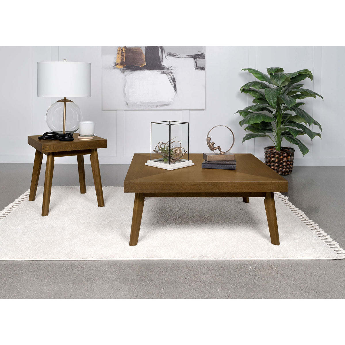 Hayward - Table