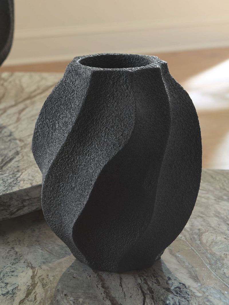 Judworth - Vase - R&R Furniture Gallery (Fountain Valley, CA)