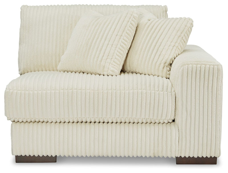 Lindyn - Sectional - R&R Furniture Gallery (Fountain Valley, CA)