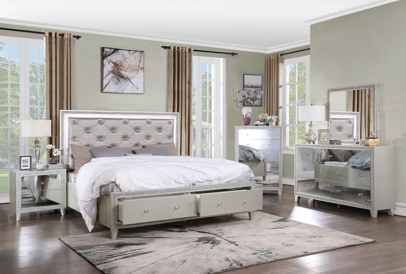Sliverfluff - Mirror - Mirrored & Champagne - R&R Furniture Gallery (Fountain Valley, CA)