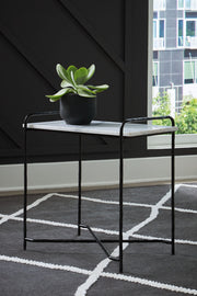 Ashber - Accent Table - White / Black - R&R Furniture Gallery (Fountain Valley, CA)