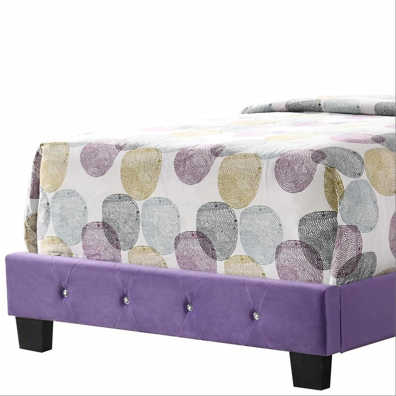 Luxurious Upholstered Bed - R&R Furniture Gallery (Fountain Valley, CA)