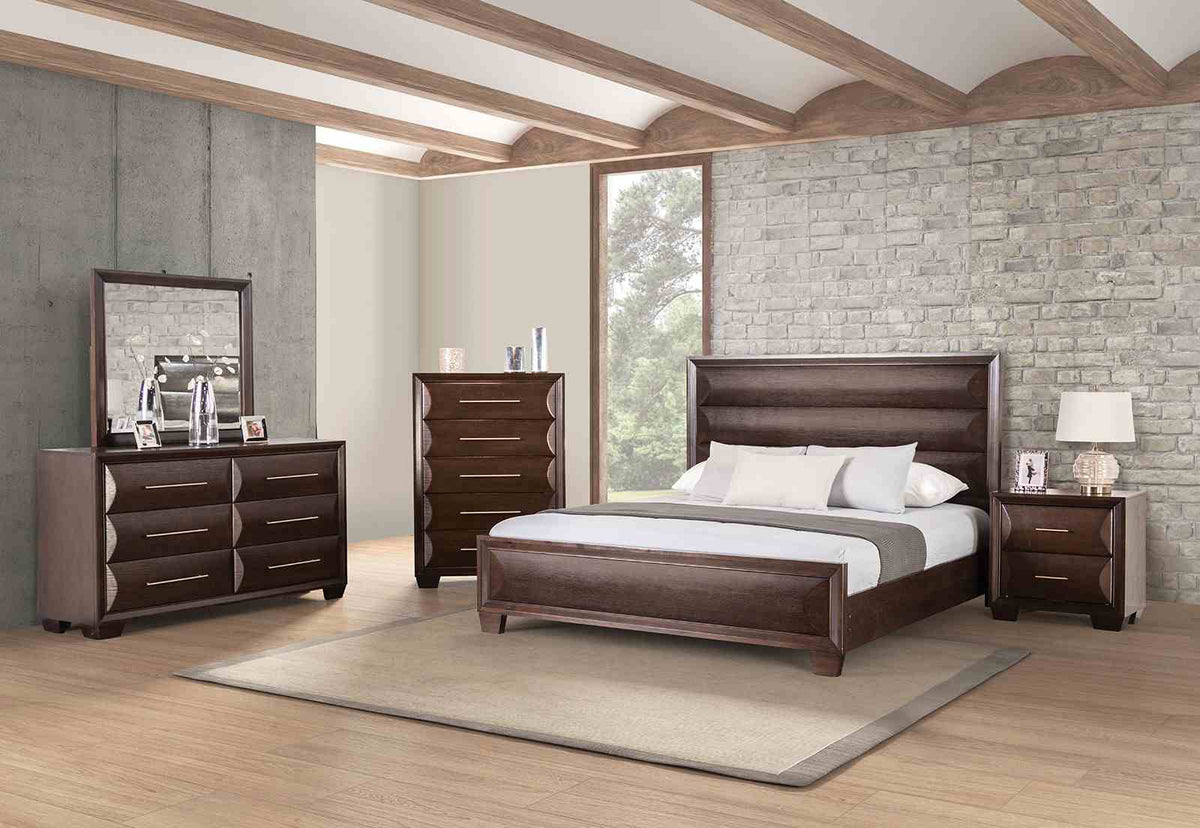 Chemnitz - 4 Pc. Queen Bedroom Set