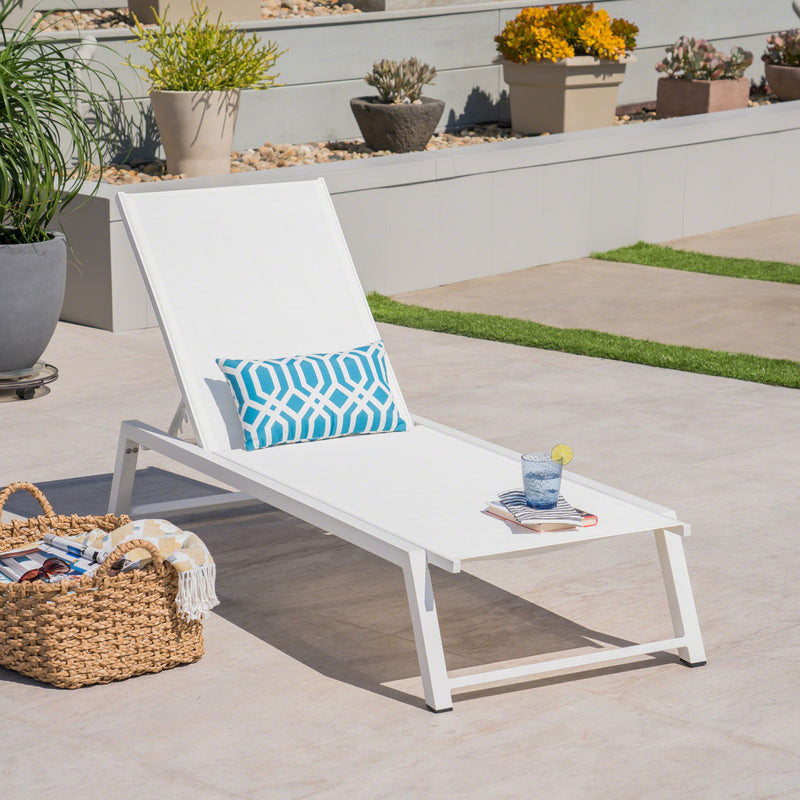 Myers - Chaise Lounge - White - R&R Furniture Gallery (Fountain Valley, CA)