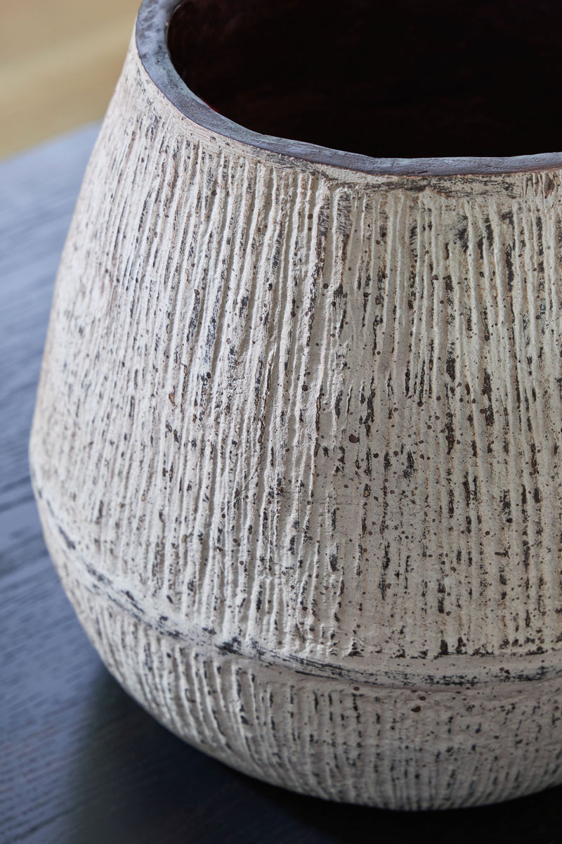 Claymount - Vase - R&R Furniture Gallery (Fountain Valley, CA)