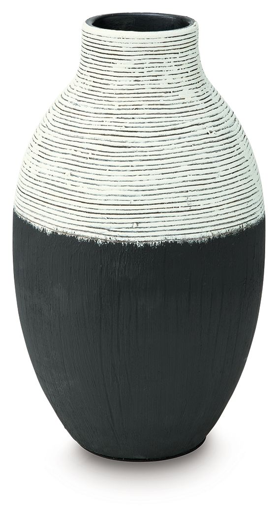 Girtha - Vase - R&R Furniture Gallery (Fountain Valley, CA)