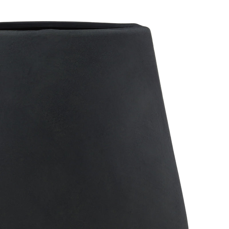 Fianna - Vase - Black