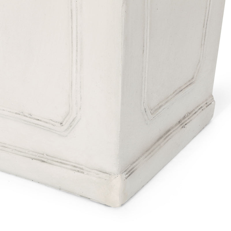 Outdoor Planter, Elegant Design - R&R Furniture Gallery (Fountain Valley, CA)