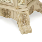 Platine de Royale - Round Dining Table - Champagne - R&R Furniture Gallery (Fountain Valley, CA)