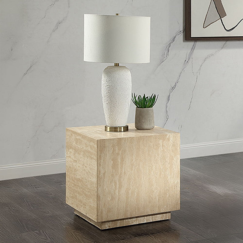 Deon - Table
