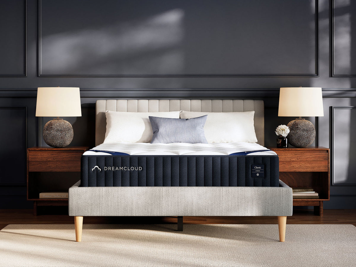 DreamCloud Classic Hybrid - Mattress - R&R Furniture Gallery (Fountain Valley, CA)