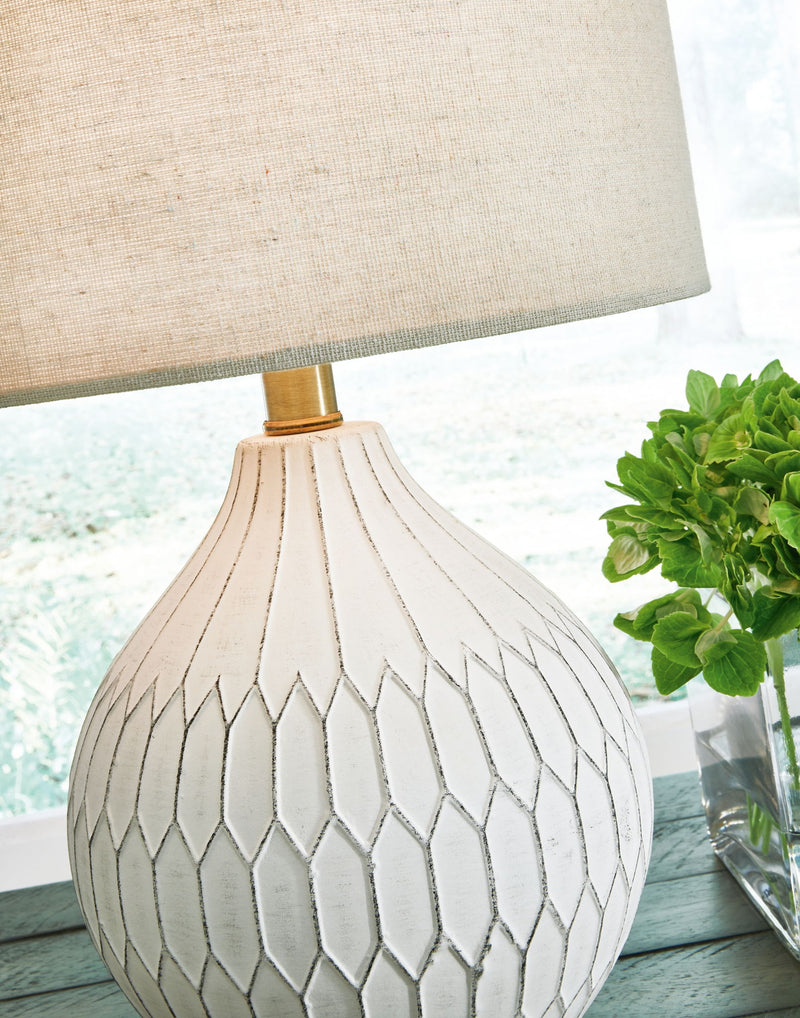 Wardmont - Ceramic Table Lamp  - White - R&R Furniture Gallery (Fountain Valley, CA)