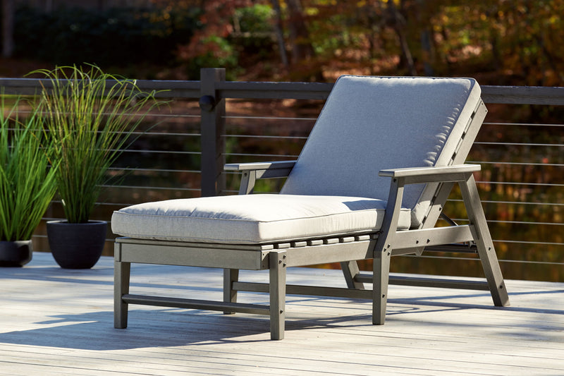 Visola - Chaise Lounge with Cushion - Gray - R&R Furniture Gallery (Fountain Valley, CA)