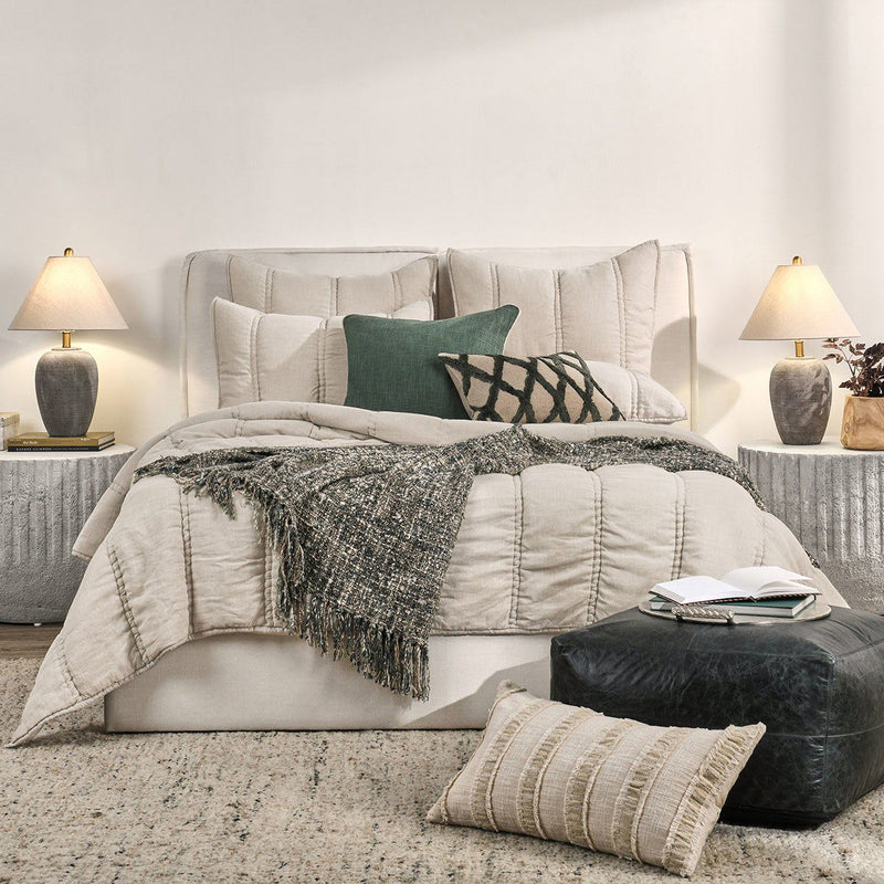 Rowen - Quilt - R&R Furniture Gallery (Fountain Valley, CA)